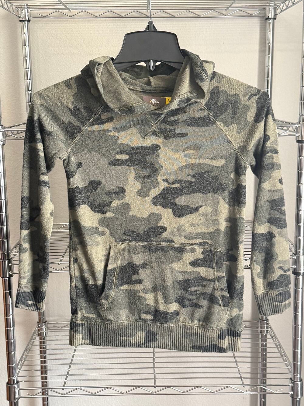 Rumi + Ryder Camo Print Pullover Hoodie Kangaroo Pocket Size Small